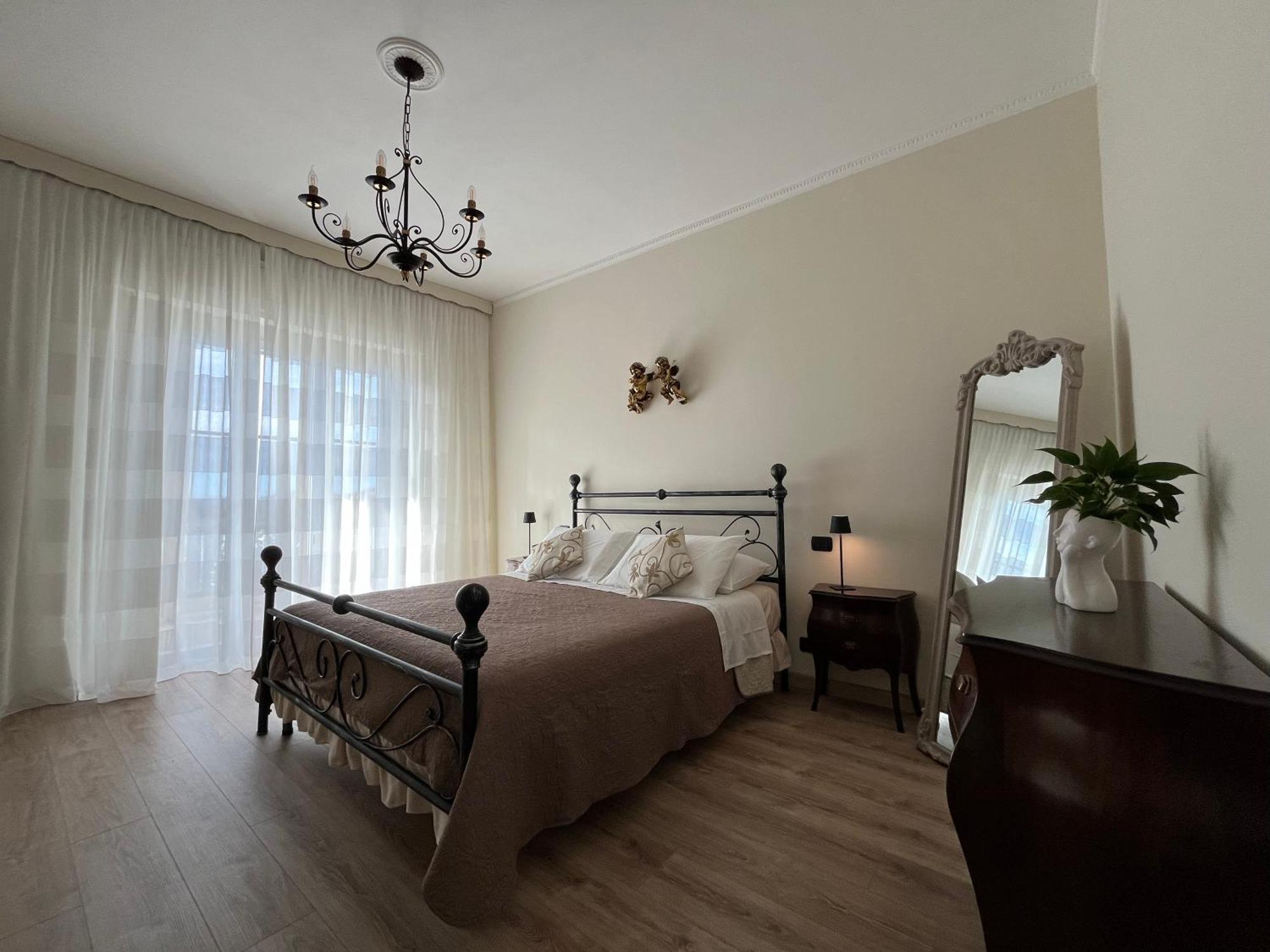 Vittore 11 Square Verbania Exteriér fotografie